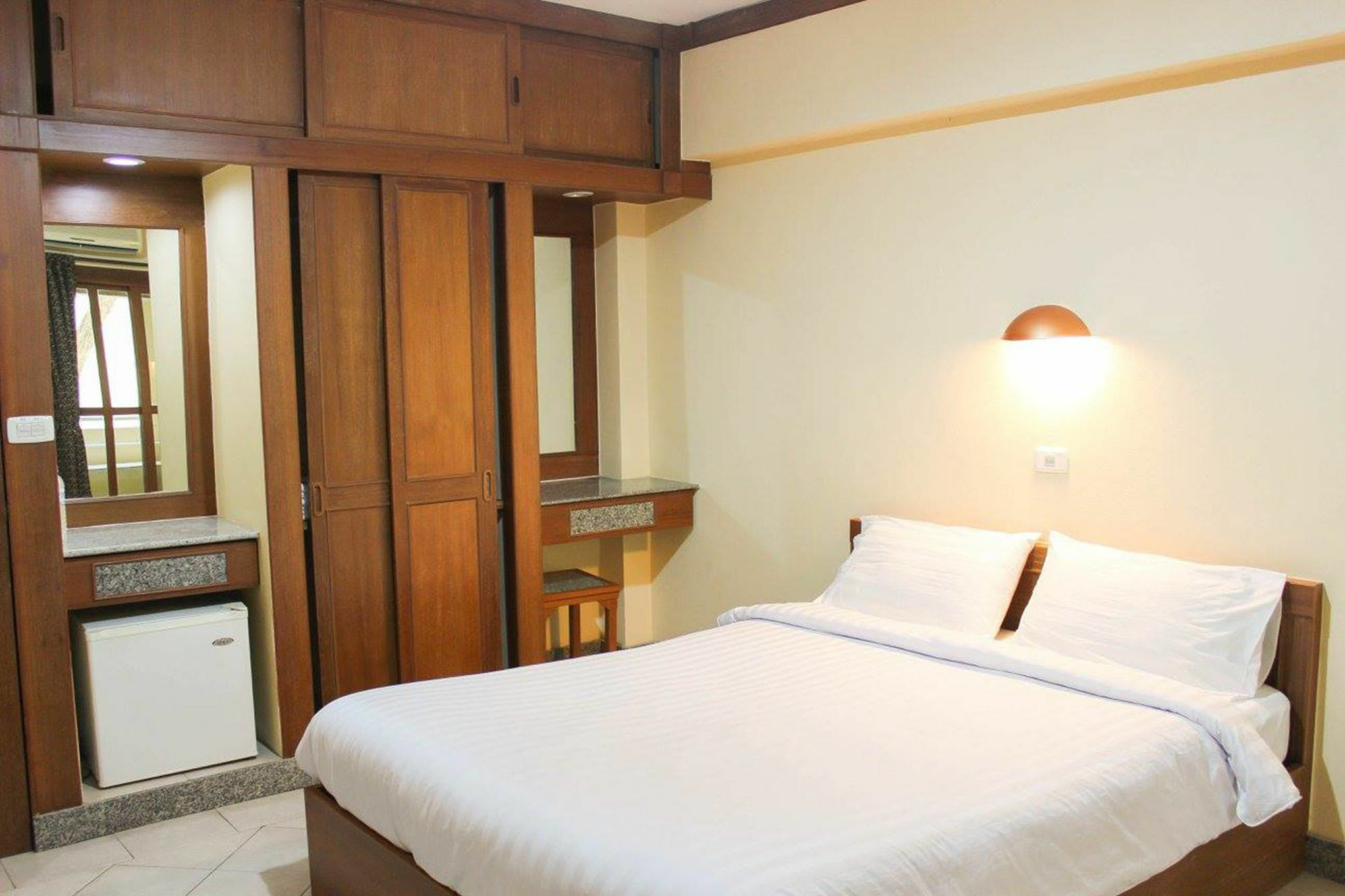 Link Mansion Hotel Chiang Mai Bagian luar foto